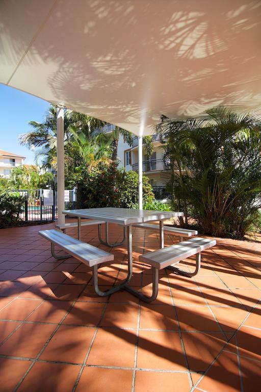 Blue Water Bay Villas Gold Coast Exterior foto