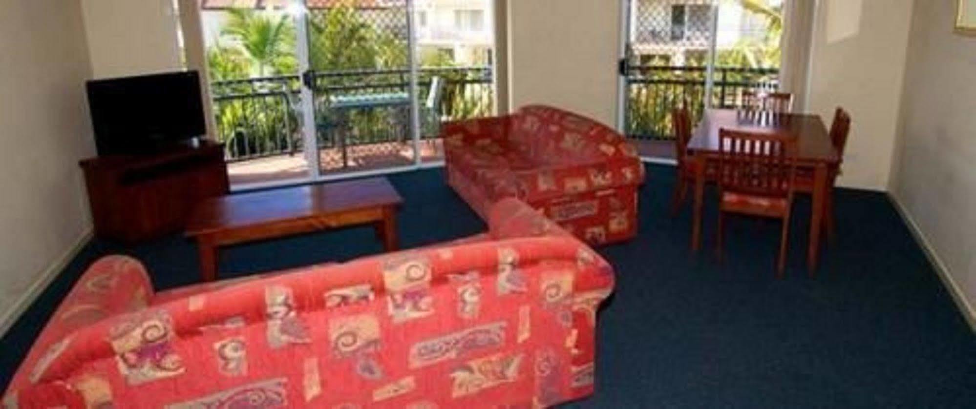 Blue Water Bay Villas Gold Coast Exterior foto