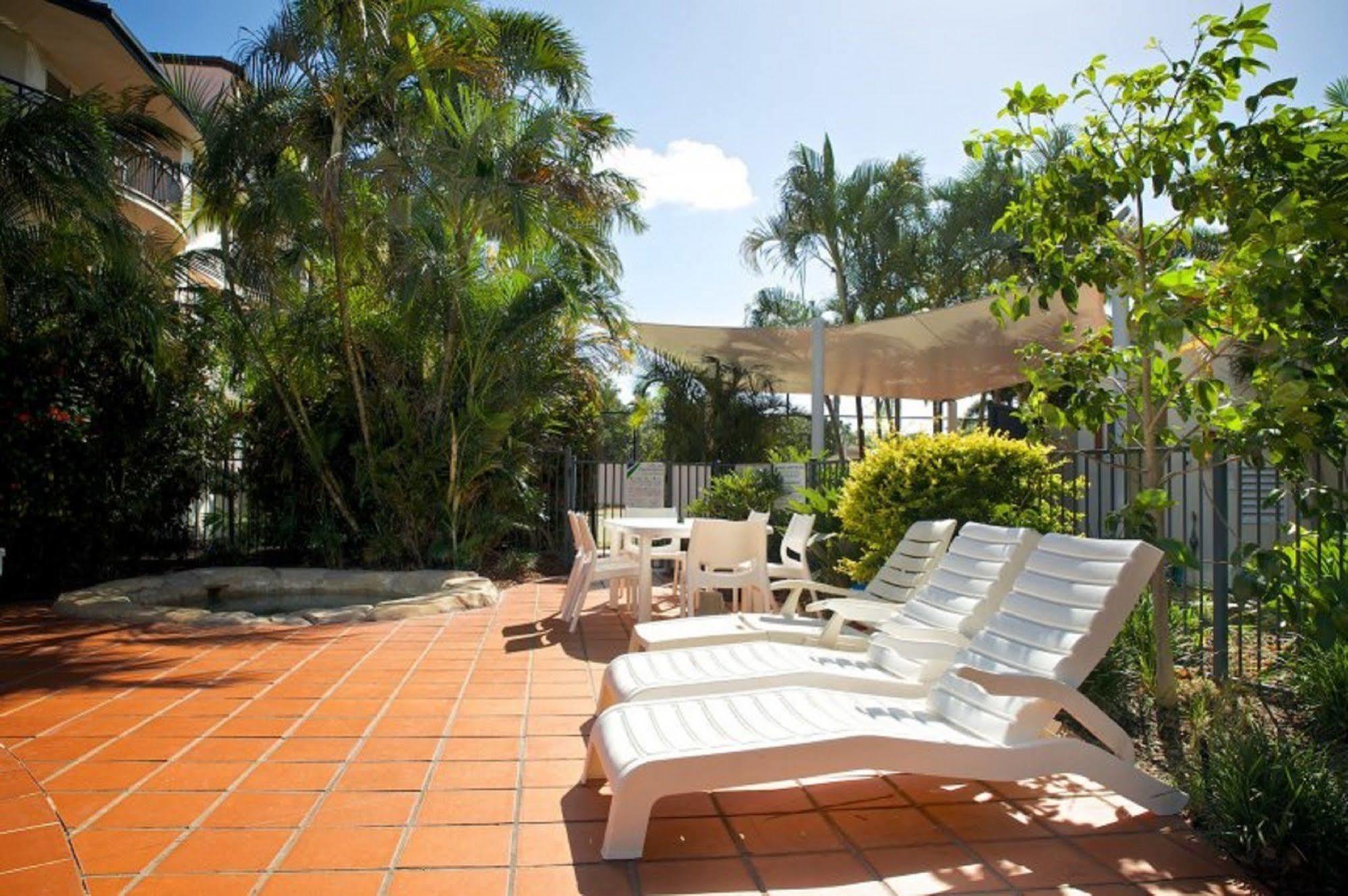 Blue Water Bay Villas Gold Coast Exterior foto